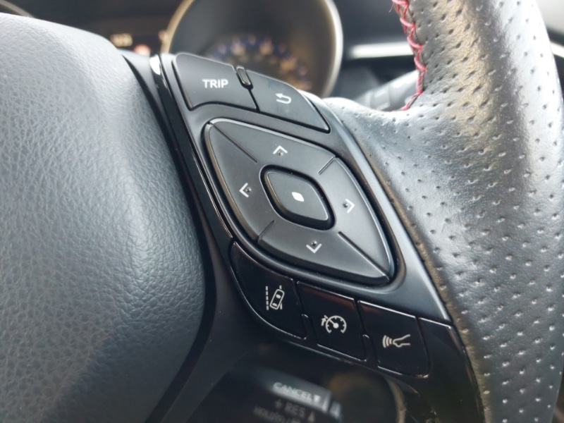 Used Toyota C-HR 2023 for sale - 77913389: Photo 12