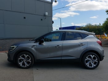 Used Renault Captur 2021 for sale - 75640258: Photo