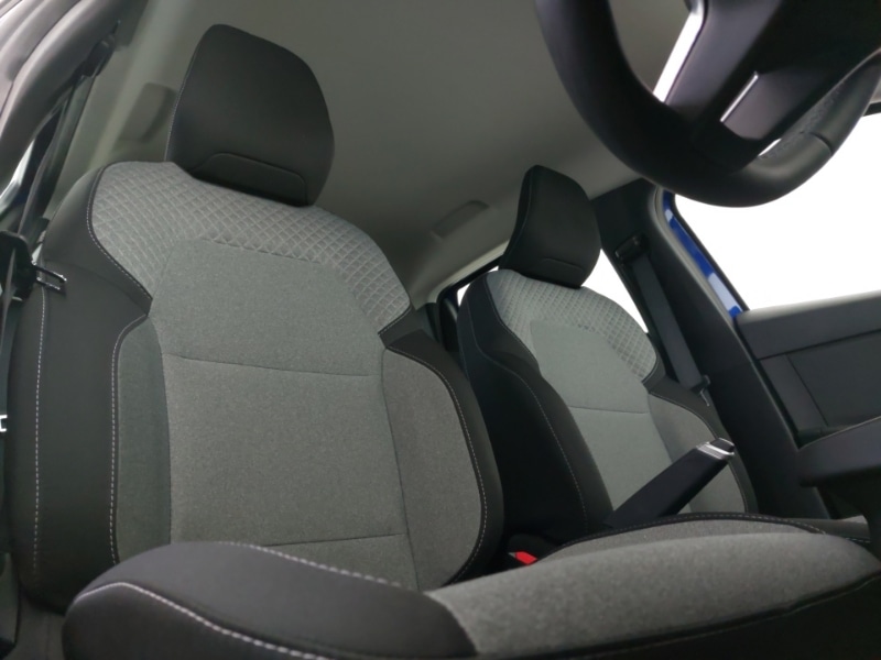 Used Renault Clio 2024 for sale - 77458328: Photo 12