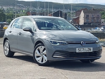 Volkswagen - Golf