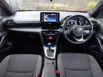 Used Toyota Yaris Cross 2022 for sale - 76948108: Photo