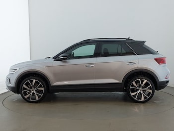 Used Volkswagen T-Roc 2025 for sale - 77986504: Photo