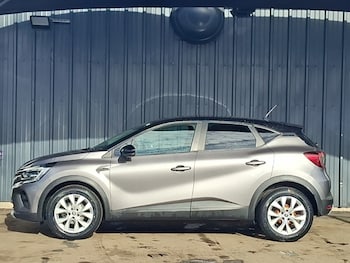 Used Renault Captur 2022 for sale - 79466319: Photo