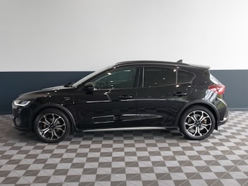 Used Ford Focus 2023 for sale - 78498249: Photo