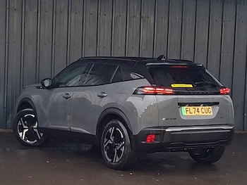 Used Peugeot 2008 2024 for sale - 77664710: Photo