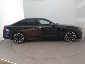 Used BMW i5 2023 for sale - 76567603: Photo