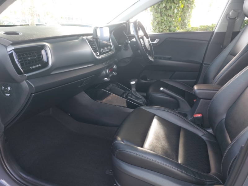 Used Kia Stonic 2023 for sale - 77273696: Photo 5