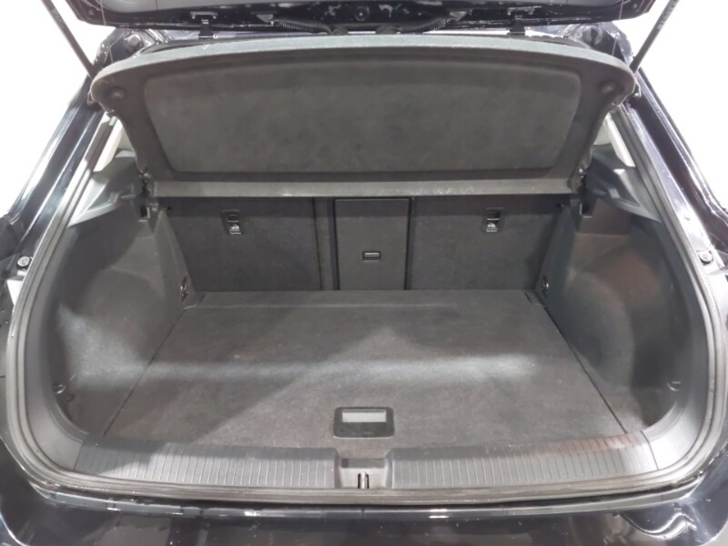 Used Volkswagen T-Roc 2022 for sale - 77365923: Photo 8