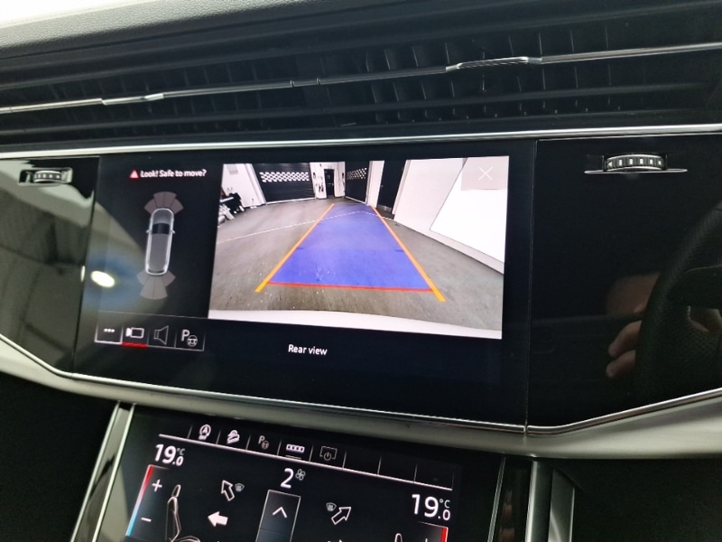 Used Audi Q7 2022 for sale - 76619389: Photo 11