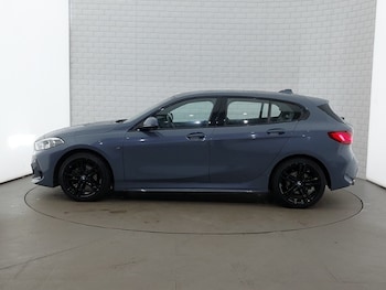 Used BMW 1 Series 2022 for sale - 77019531: Photo