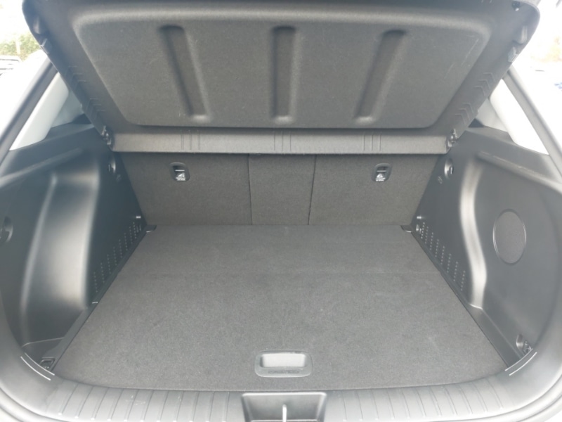 Used Hyundai KONA 2023 for sale - 76752122: Photo 8