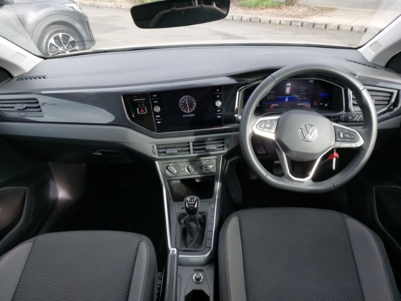 Used Volkswagen Polo 2022 for sale - 76465589: Photo 2