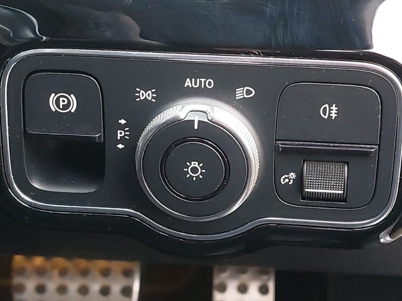 Used Mercedes-Benz A-Class 2021 for sale - 77670123: Photo 12