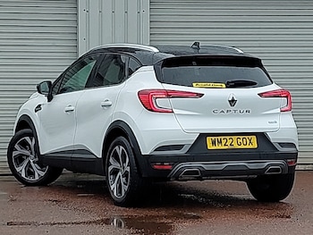 Used Renault Captur 2022 for sale - 76682914: Photo