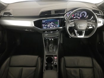 Used Audi Q3 2021 for sale - 76644444: Photo