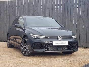 Used Volkswagen Golf 2025 for sale - 79134210: Photo