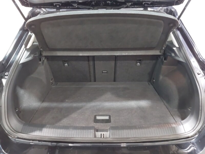 Used Volkswagen T-Roc 2022 for sale - 77184610: Photo 8