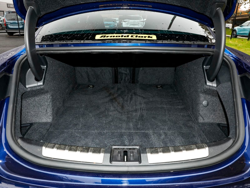 Used Porsche Taycan 2021 for sale - 76321042: Photo 8