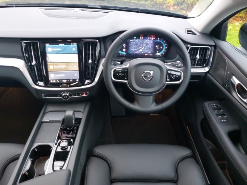 Used Volvo V60 2025 for sale - 77420050: Photo 7