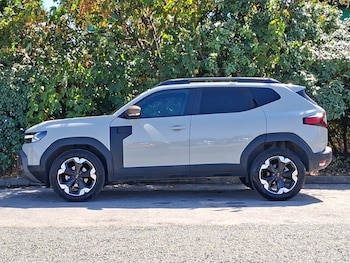 Used Dacia Duster 2025 for sale - 79386783: Photo