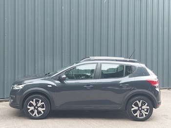 Used Dacia Sandero Stepway 2022 for sale - 79722023: Photo