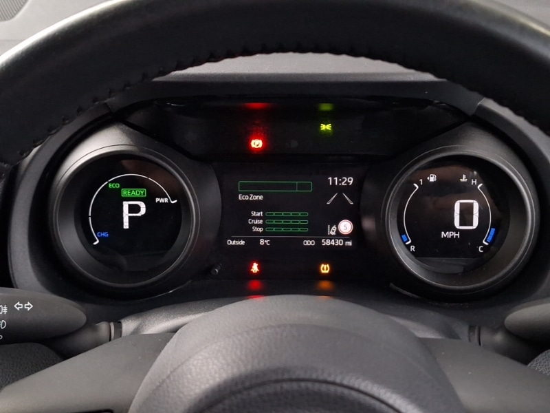 Used Toyota Yaris 2023 for sale - 77897990: Photo 11