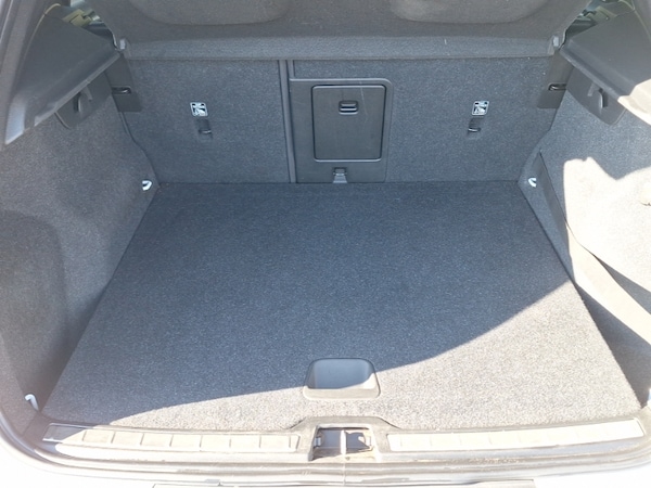 Used Volvo XC40 2020 for sale - 76282359: Photo 8