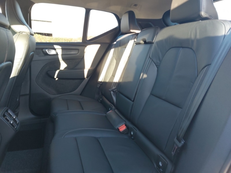 Used Volvo XC40 2025 for sale - 76668841: Photo 6