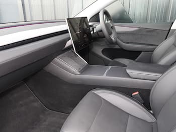 Used Tesla Model Y 2025 for sale - 79722286: Photo