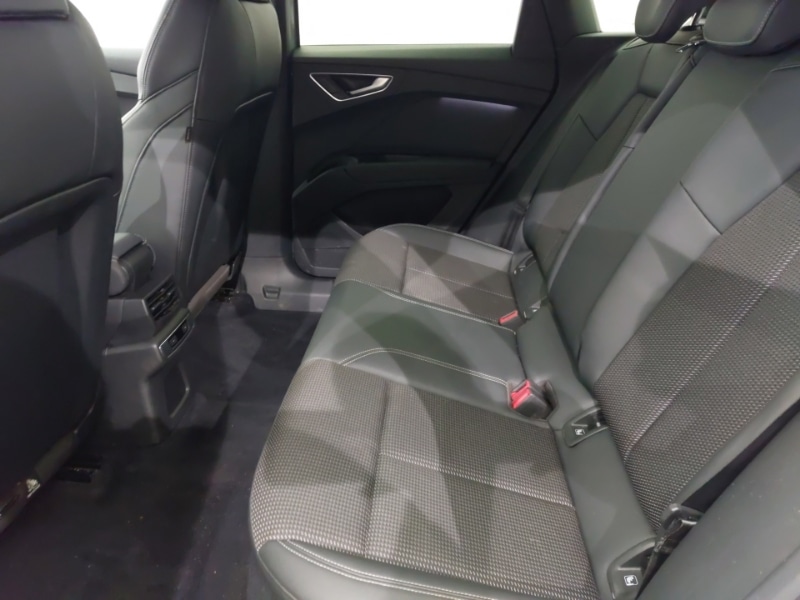 Used Audi Q4 e-tron 2021 for sale - 77998949: Photo 6
