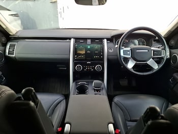 Used Land Rover Discovery 2023 for sale - 77924234: Photo