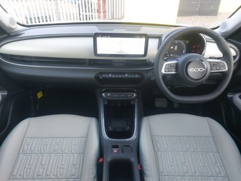 Used Fiat 600 2025 for sale - 77219429: Photo