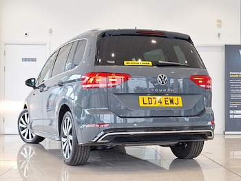 Used Volkswagen Touran 2024 for sale - 75599322: Photo