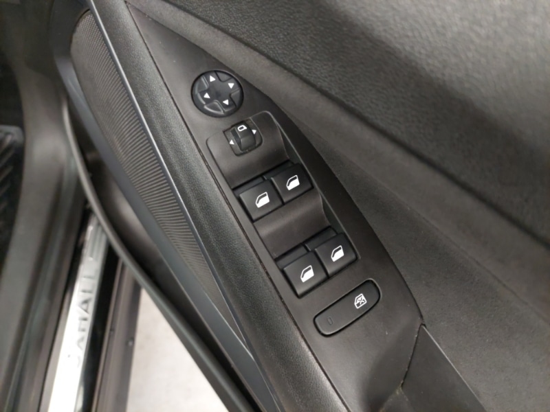 Used Vauxhall Crossland 2022 for sale - 76145392: Photo 12