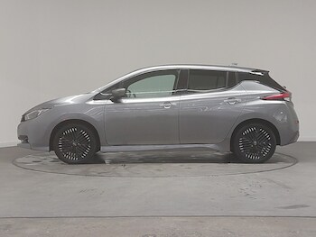 Used Nissan Leaf 2022 for sale - 77194320: Photo