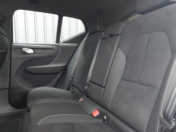 Used Volvo XC40 2024 for sale - 76225583: Photo 6