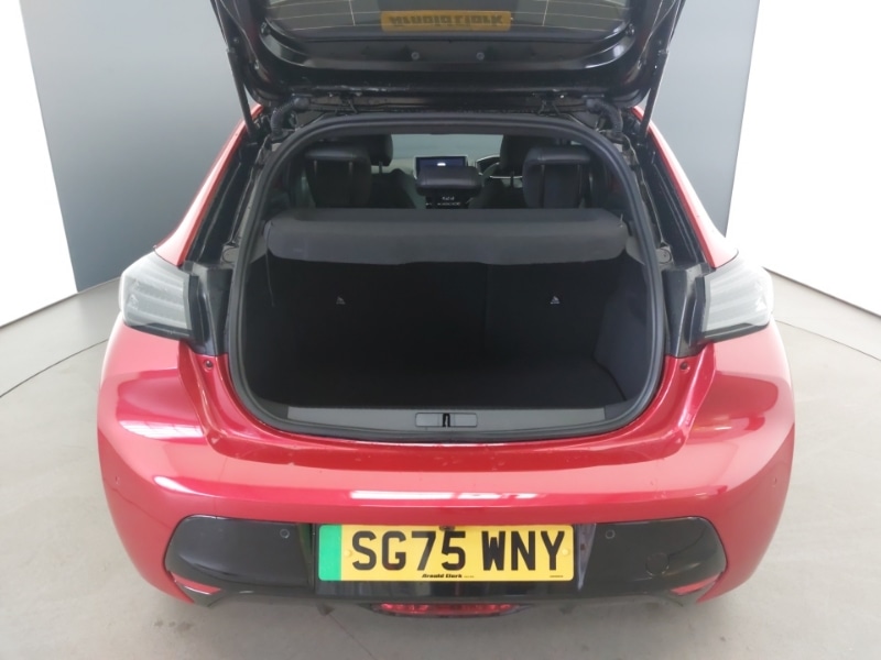 Used Peugeot 208 2025 for sale - 76427101: Photo 8