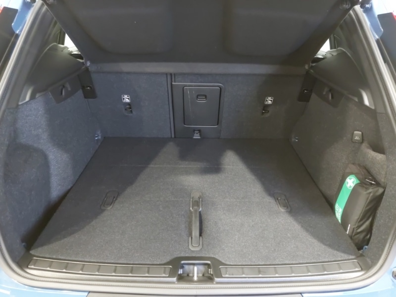 Used Volvo XC40 2024 for sale - 77761853: Photo 8