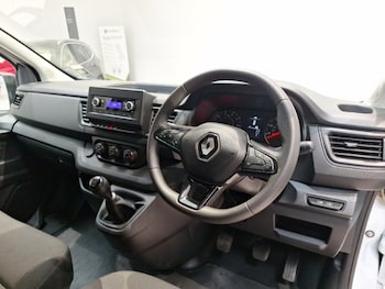 Used Renault Trafic 2024 for sale - 78560431: Photo