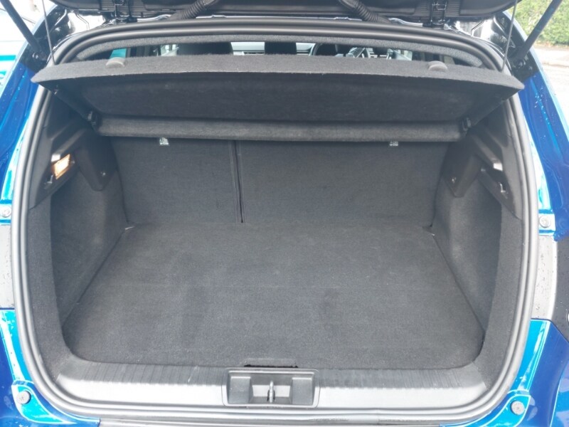 Used Renault Captur 2023 for sale - 77948222: Photo 8