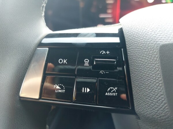 Used Vauxhall Astra 2024 for sale - 76049711: Photo 12