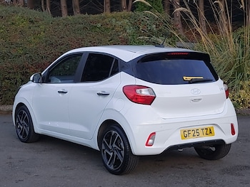 Used Hyundai i10 2025 for sale - 76708600: Photo