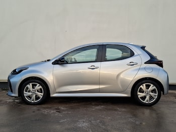 Used Mazda Mazda2 HYBRID 2024 for sale - 77126832: Photo