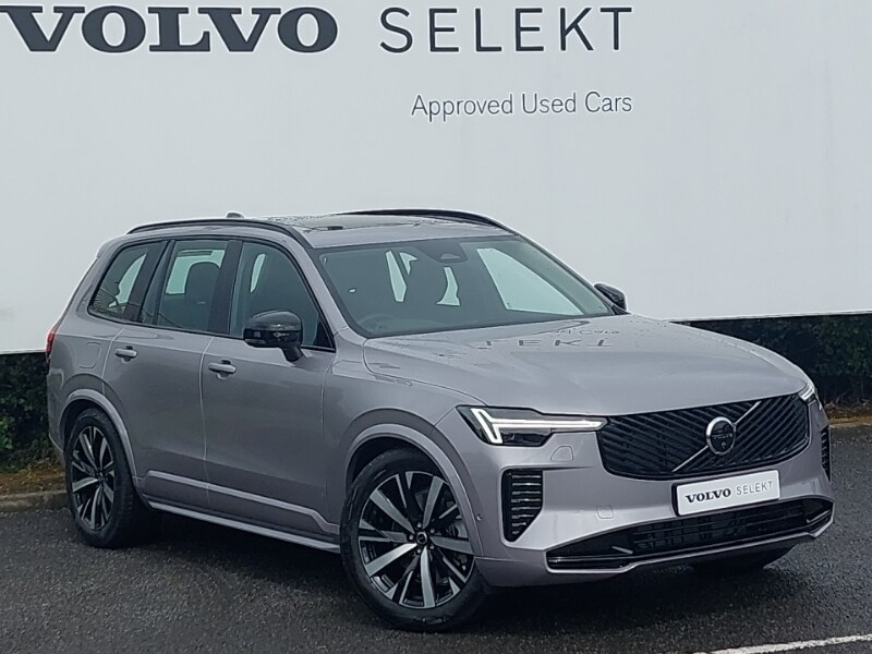 2025 Volvo XC90 2.0 B5P Plus Dark 5dr AWD Geartronic Estate Petrol Automatic - Picture 1 of 12