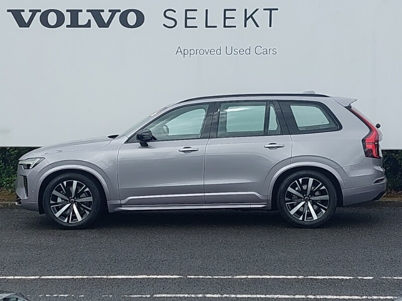 2025 Volvo XC90 2.0 B5P Plus Dark 5dr AWD Geartronic Estate Petrol Automatic - Picture 4 of 12