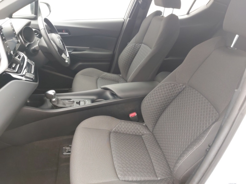 Used Toyota C-HR 2020 for sale - 77682759: Photo 5