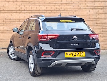 Used Volkswagen T-Roc 2022 for sale - 76165614: Photo 3