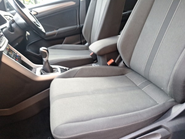 Used Volkswagen T-Roc 2022 for sale - 76165614: Photo 5