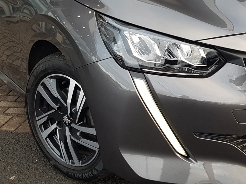 Used Peugeot 208 2023 for sale - 77252969: Photo 9