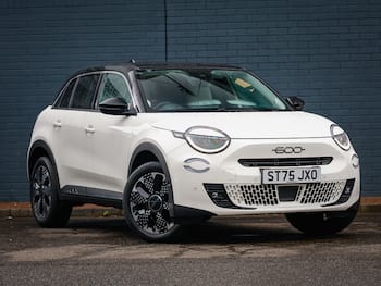 Used Fiat 600 2025 for sale - 79665997: Photo